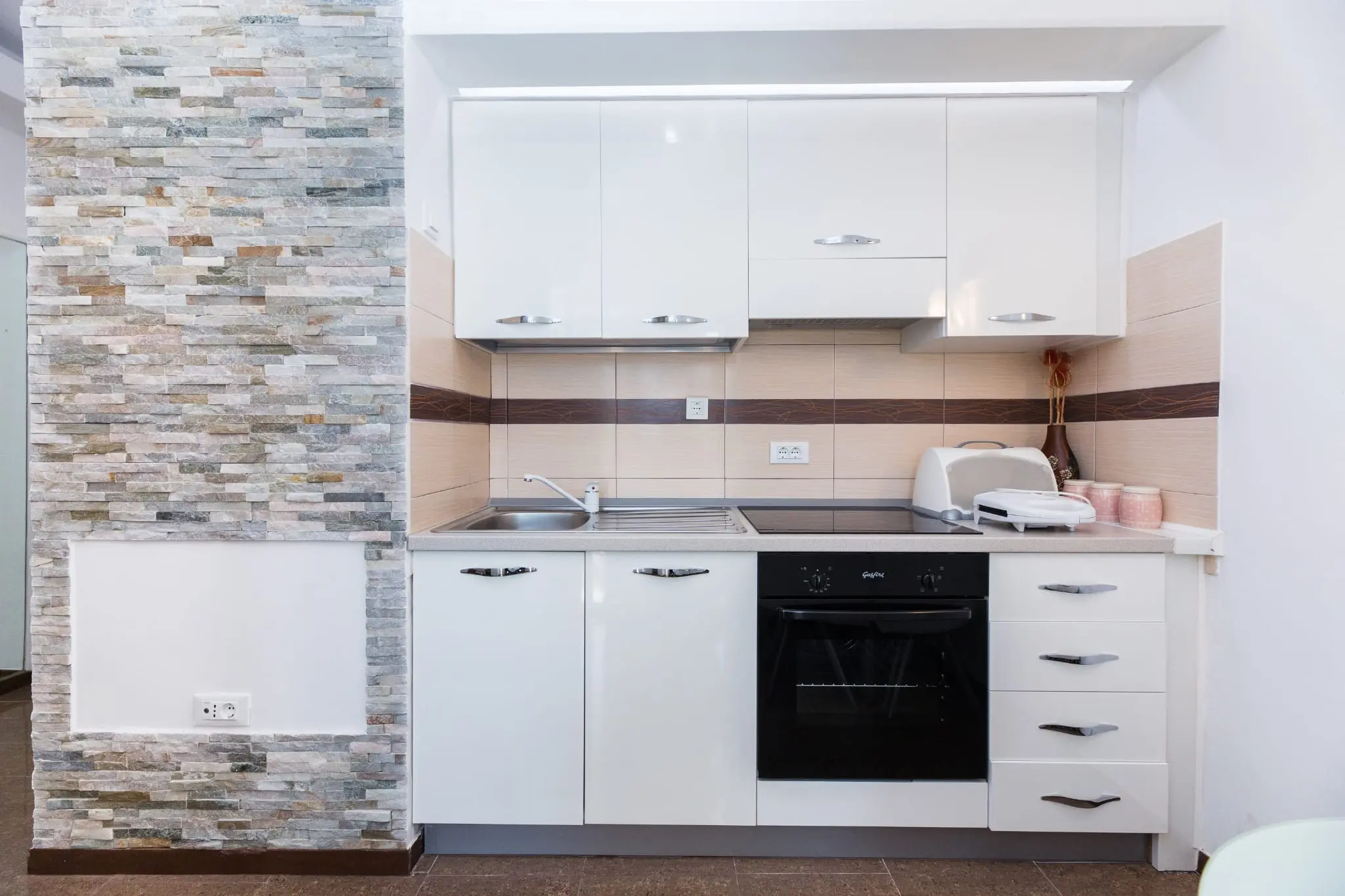 Apartment 1 - Image 1
